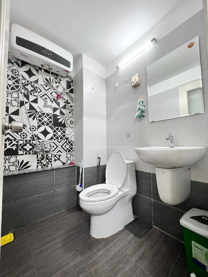 Bed & Breakfast Unique In Japanese Town R102 -central Saigon