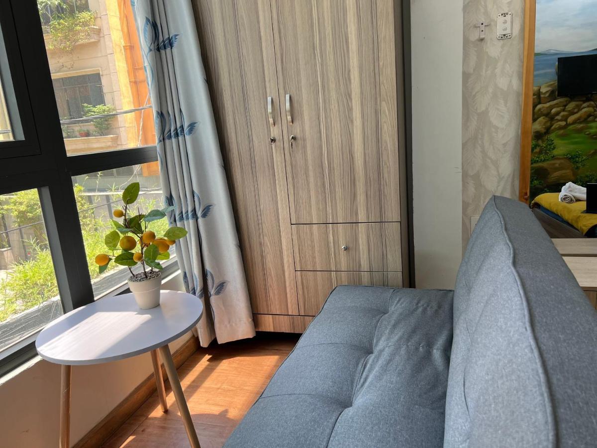 Bed & Breakfast Unique In Japanese Town R102 -central Saigon *